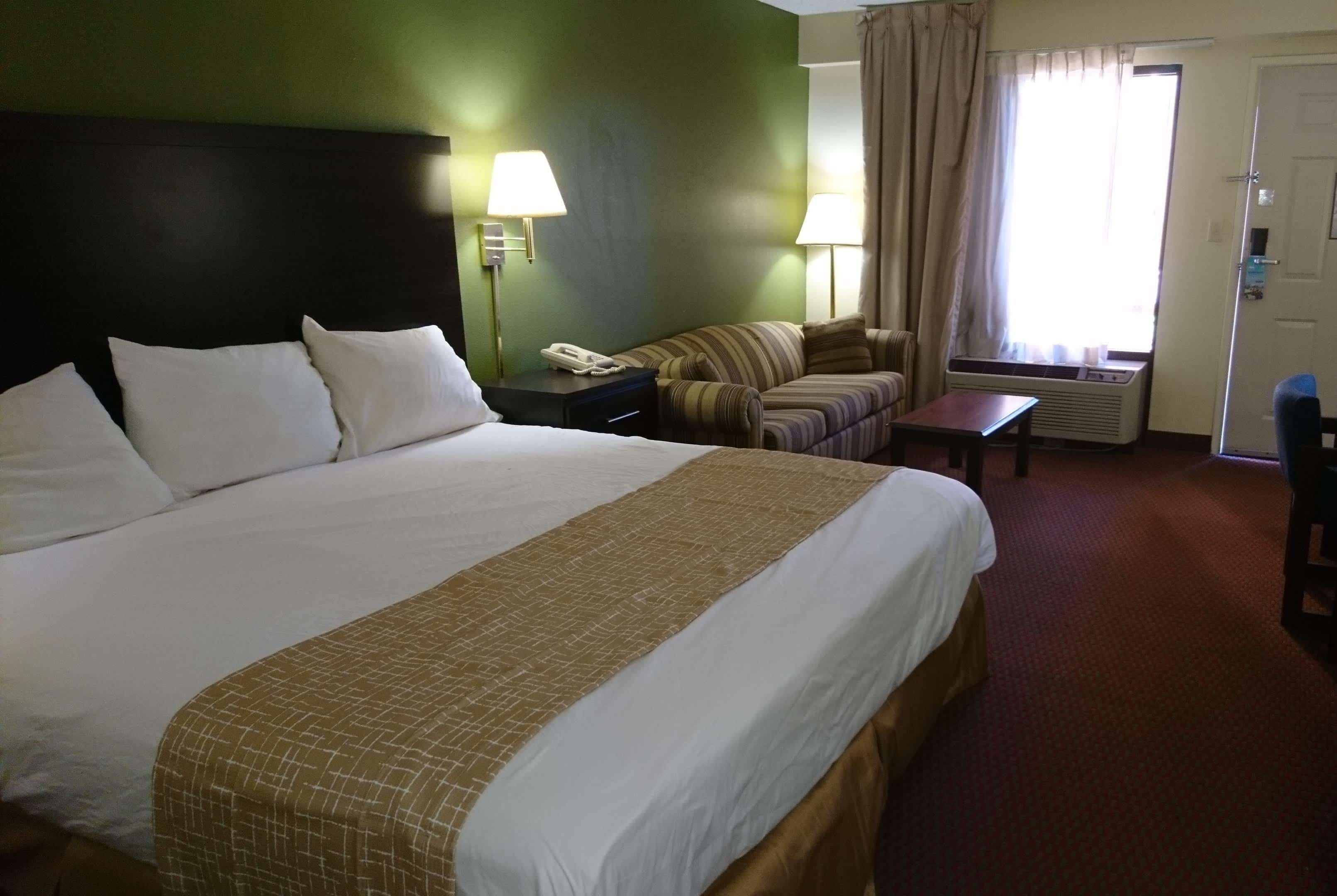 Travelodge by Wyndham Knoxville East Eksteriør billede