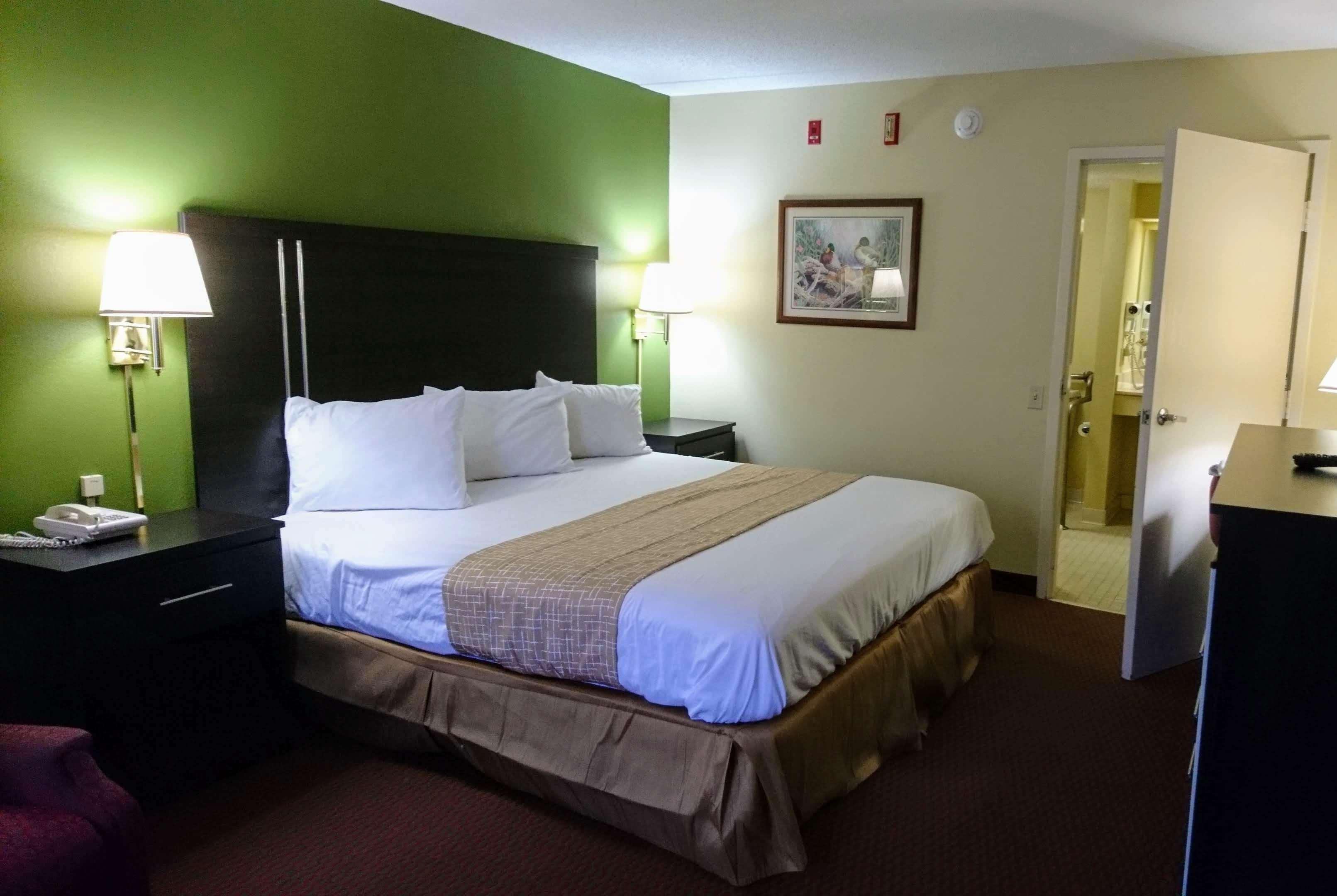 Travelodge by Wyndham Knoxville East Eksteriør billede