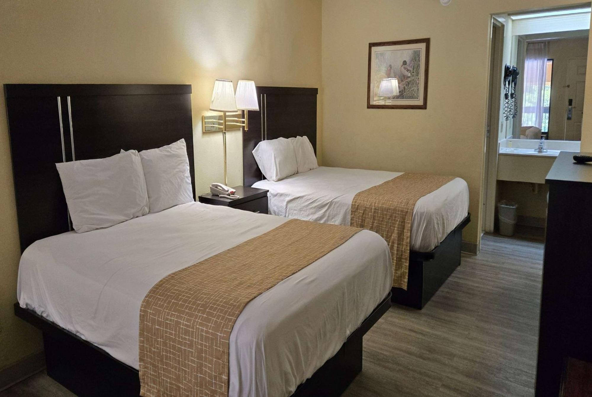 Travelodge by Wyndham Knoxville East Eksteriør billede
