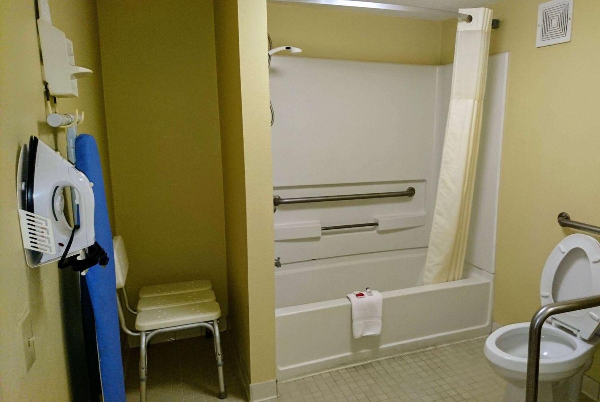 Travelodge by Wyndham Knoxville East Eksteriør billede